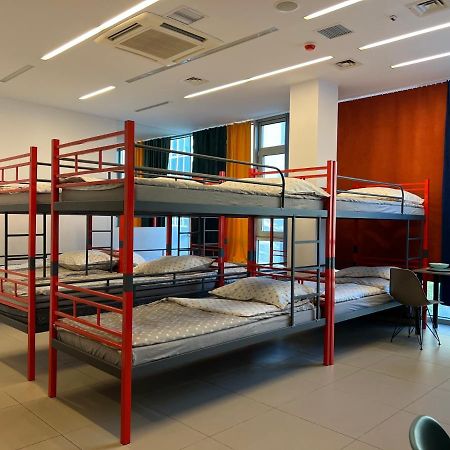 Hostel Fuchs Warsaw Ngoại thất bức ảnh
