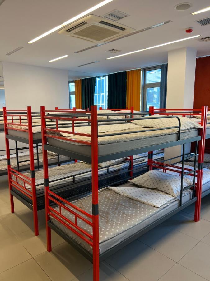Hostel Fuchs Warsaw Ngoại thất bức ảnh